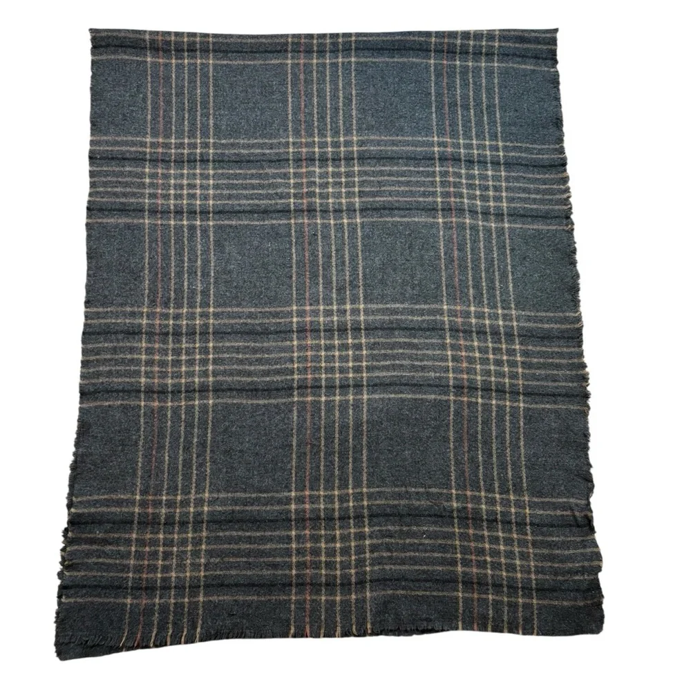 Zara Brand‎ Plaid Blanket Scarf Size Medium Appr 80x32”